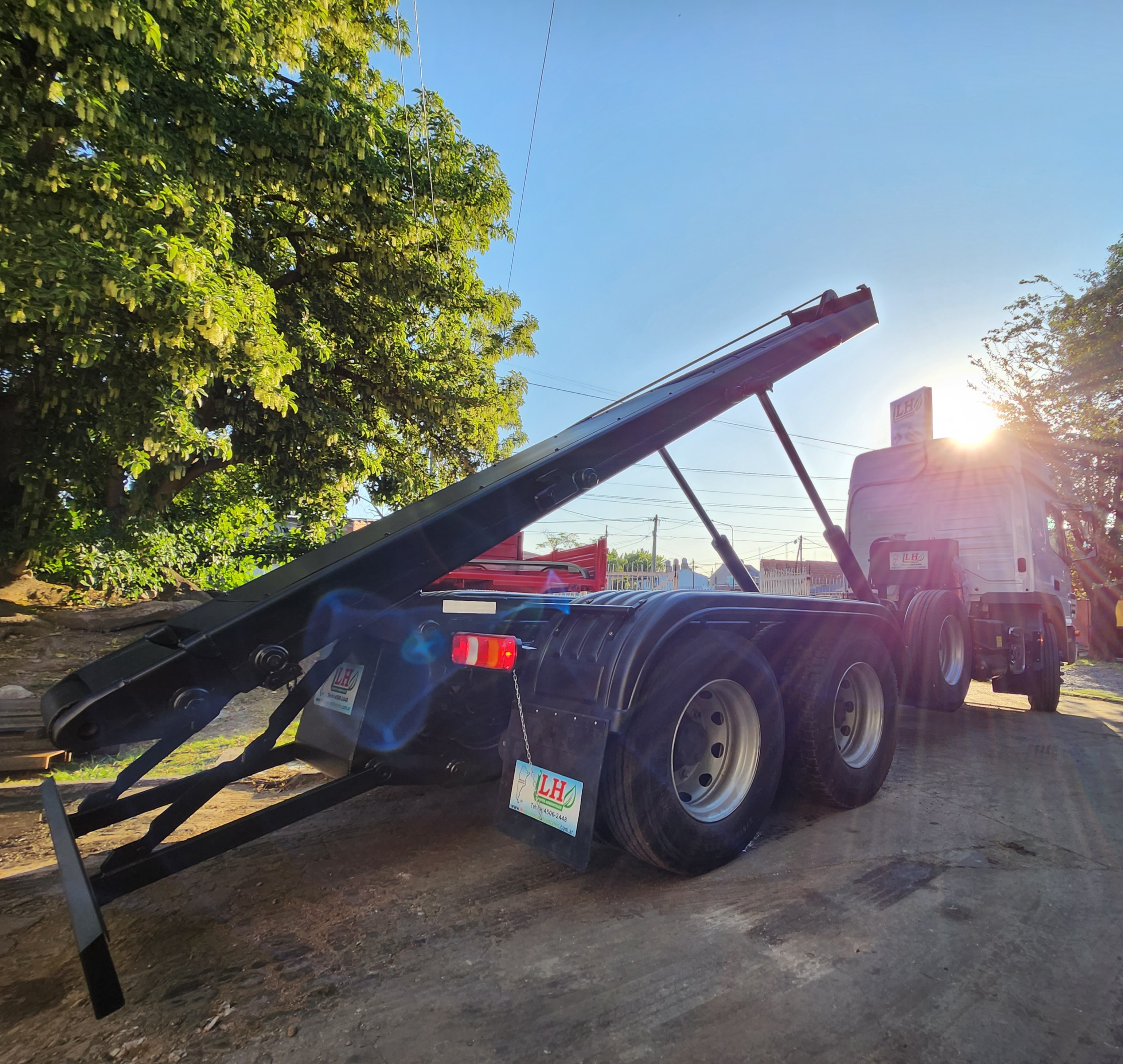 Roll Off a Cable Roll Off a Cable